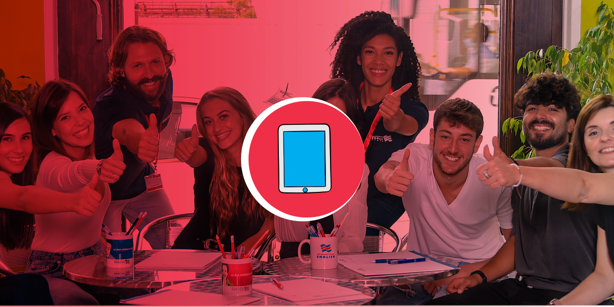 la foto ritrae un gruppo di studenti International English Centre che hanno svolto un'attività di Real English nel Social Club IEC